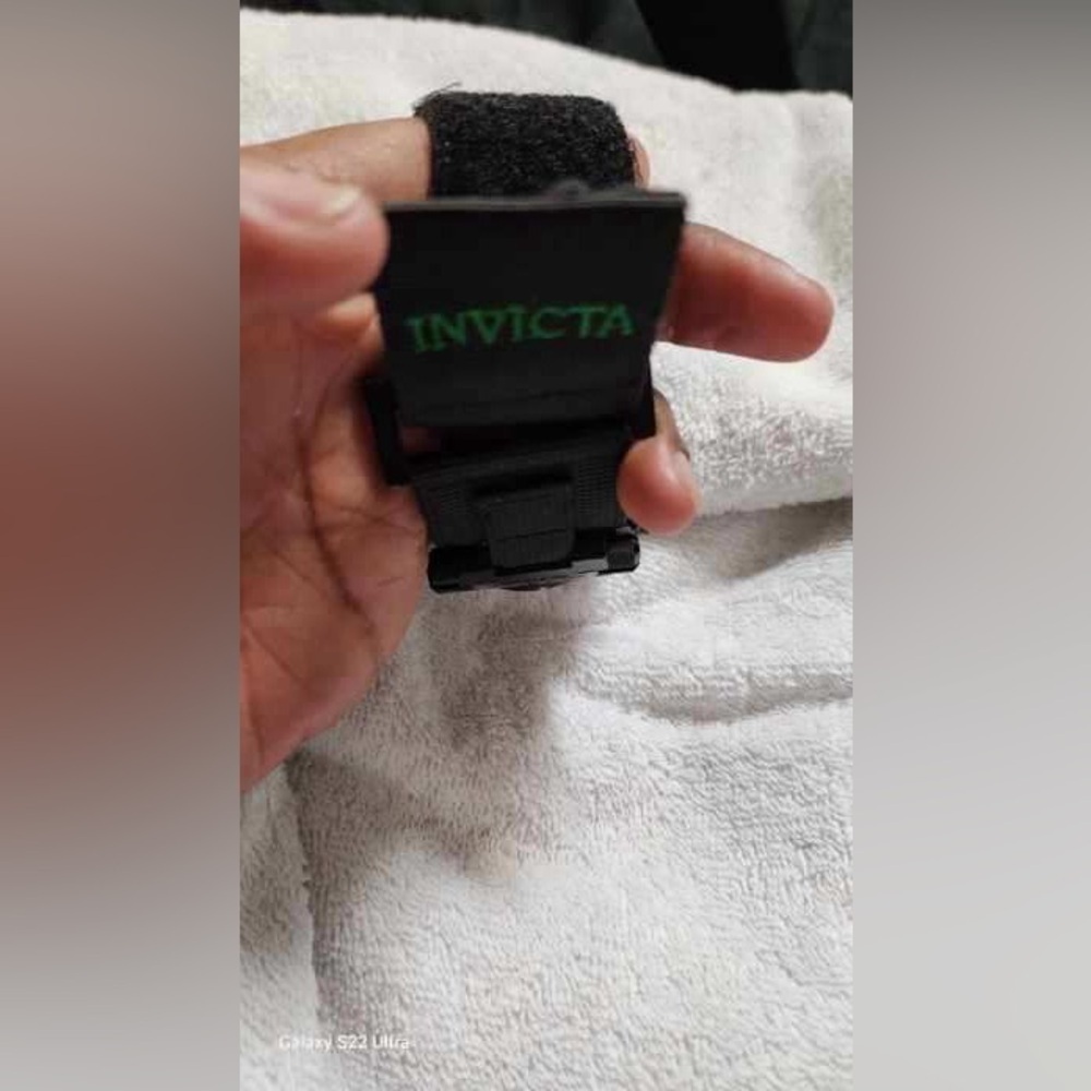 Invicta Watch - Green and black preowned - big face - Picture 3 of 5